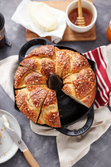 Staub Staub Hahnchenbrater D.24cm schwarz Фритюрница для курицы Staub Д.24см