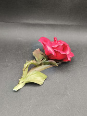 Статуэтка винтажная Capodimonte &quot;Красная роза на веточке&quot;, фарфор, 18 х 7 см, Италия, 1960-70гг.