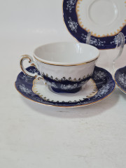 Набор для чая винтажный Zsolnay Hungary pecs, бело-синий фарфор с цветочным декором из белого золота и позолоты, Венгрия, 1960-70гг.