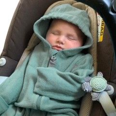 Hoppediz Overall aus Bio-Baumwolle Trageoverall Polarblau Комбинезон из органического хлопка В комбинезоне полярно-синий