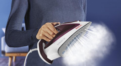 Tefal Tefal Dampfbugeleisen Easygliss, Automatische Abschaltung, Anti-Kalk, 2400 W, Vertikale Dampffunktion, Kratzfeste Bugelsohle, Dampfstoss 190 g/min weiss-violett Паровой утюг Tefal Easygliss, автоматическое отключение, защита от известкового налета,