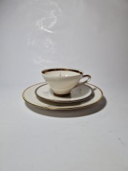 Seltmann Weiden Bavaria Чайное трио с фактурным узором и обильным цветочным рисунком, Германия, 1960-70гг.