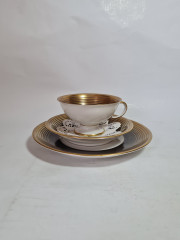 Чайное трио винтажное Furstenberg с вязаной салфеткой в бело-коричневых тонах с золотыми полосками, Германия, 1960-1970гг.