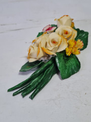 Фигурка винтажная Capodimonte &quot;Ветка из 5 желтых бутонов и розовыми цветками&quot;,  фарфор, 12 x 6 x 3,5 см, Италия, 1960-1970гг.