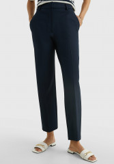 Tommy Hilfiger TAPERED FIT Chinos desert sky брюки чинос TAPERED FIT небо пустыни