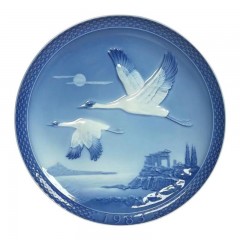 Hutschenreuther Hutschenreuther Kunstabteilung Jahresteller 1972 - 1984 Satz 13-tlg. Тарелки художественного отдела Hutschenreuther 1972 - 1984 года, набор из 13 шт.